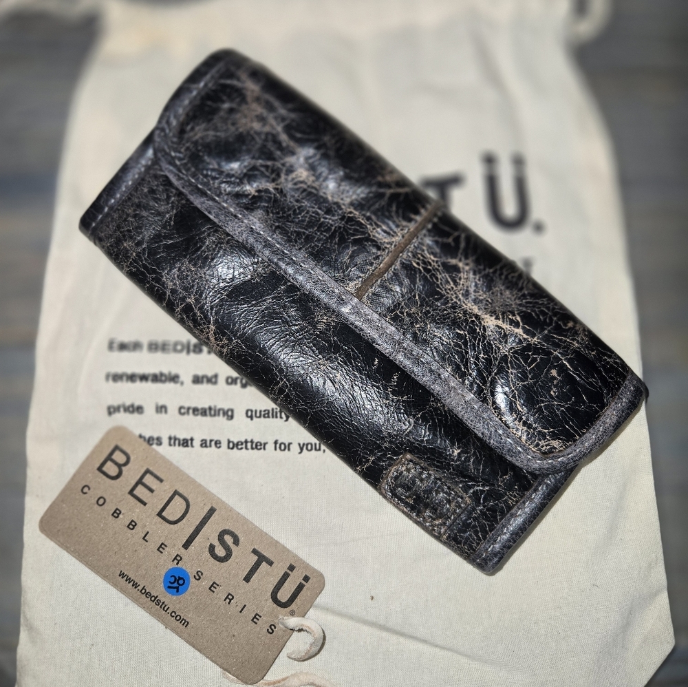 BED|STU Distressed Black Leather Wallet